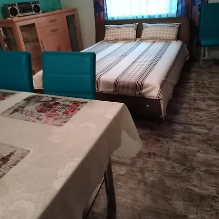 In D 63667 Nidda, Gaesschen 8 Erdgeschoss Links * Nidda